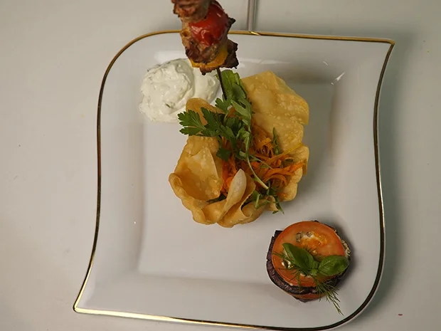 Rezept: Schaschlik-Spieß mit koreanischem Möhrensalat Bild Nr. 2 Schaschlik-Spieß mit koreanischem Möhrensalat - Rezept - Bild Nr. 2