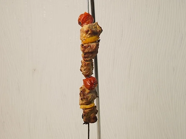 Rezept: Schaschlik-Spieß mit koreanischem Möhrensalat Bild Nr. 3 Schaschlik-Spieß mit koreanischem Möhrensalat - Rezept - Bild Nr. 3