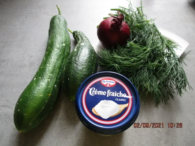 Gurkensalat mit Creme Fraîche und Dill - Rezept - Bild Nr. 14597