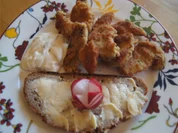 Steinpilzschnitzelchen mit Tatarska Omacka und Bauernbutterbrot - Rezept - Bild Nr. 2