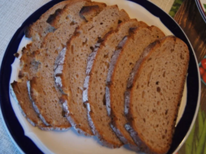 Steinpilzschnitzelchen mit Tatarska Omacka und Bauernbutterbrot - Rezept - Bild Nr. 10