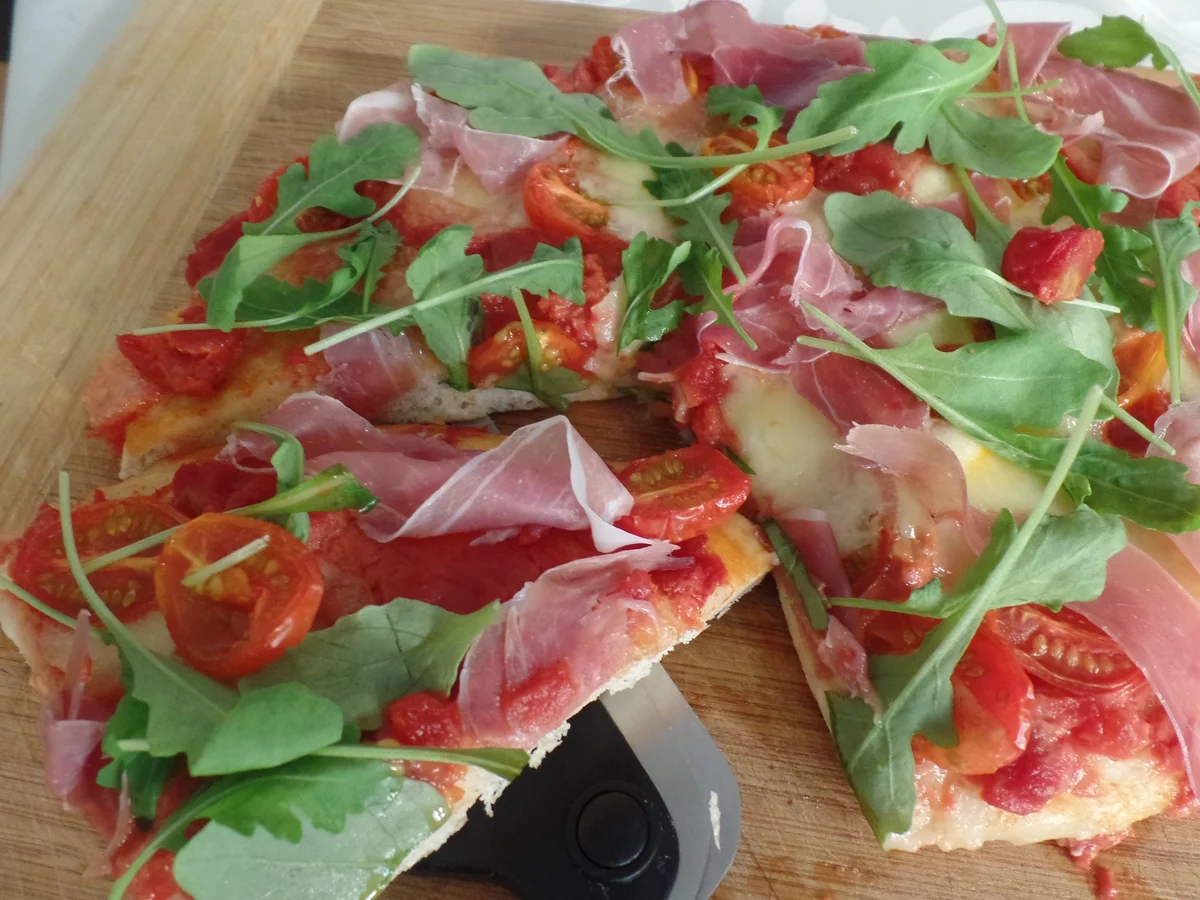 Rezept: Pinsa "Zweierlei" Bild Nr. 14607 Pinsa "Zweierlei" - Rezept - Bild Nr. 14607