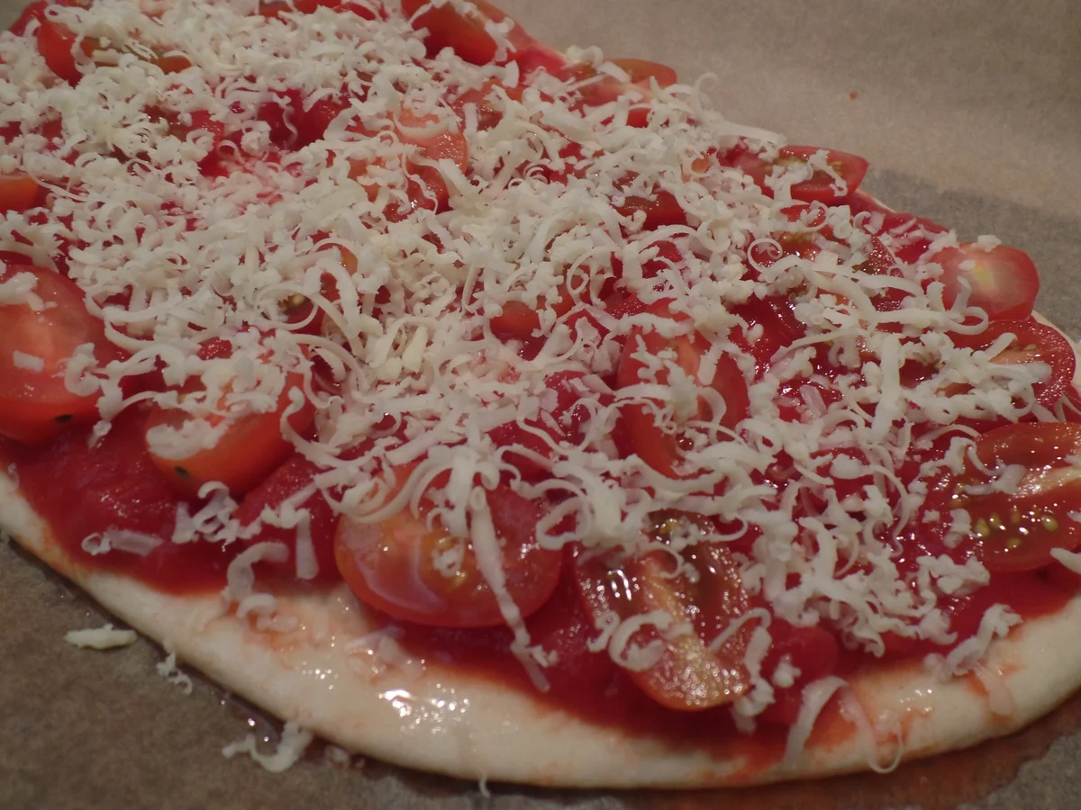 Rezept: Pinsa "Zweierlei" Bild Nr. 14608 Pinsa "Zweierlei" - Rezept - Bild Nr. 14608