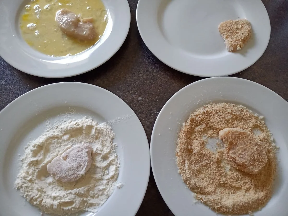 Rezept: Hähnchen Nuggets mit Brot Pommes an Chili Cheese Soße zur kochbar Challenge September 2021 Bild Nr. 14605 Hähnchen Nuggets mit Brot Pommes an Chili Cheese Soße zur kochbar Challenge September 2021 - Rezept - Bild Nr. 14605