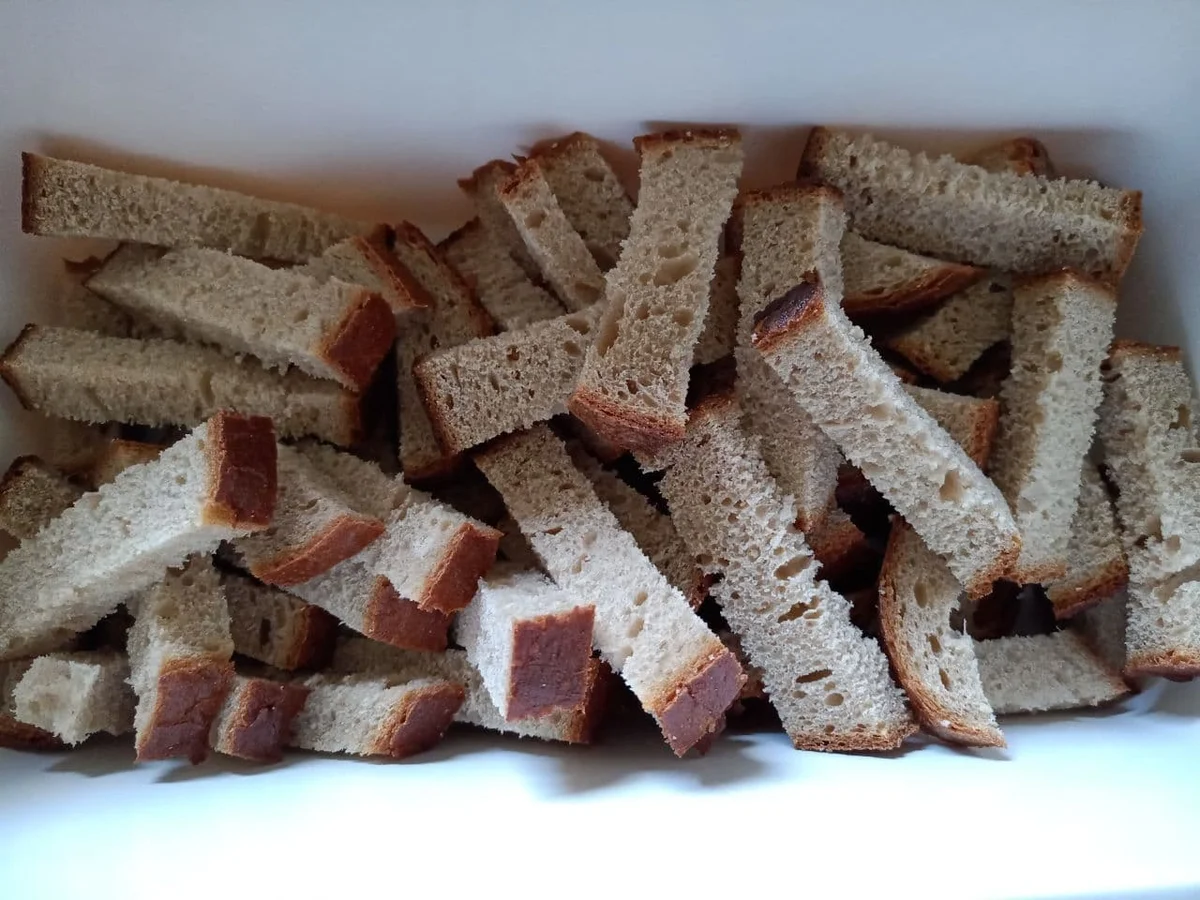 Rezept: Hähnchen Nuggets mit Brot Pommes an Chili Cheese Soße zur kochbar Challenge September 2021 Bild Nr. 14608 Hähnchen Nuggets mit Brot Pommes an Chili Cheese Soße zur kochbar Challenge September 2021 - Rezept - Bild Nr. 14608