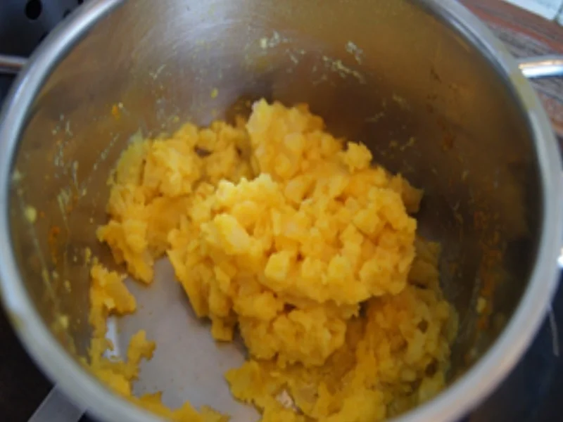 Steinpilz-Rinderhackfleisch-Buletten mit Zuckerschoten und Kartoffelstampf - Rezept - Bild Nr. 14606