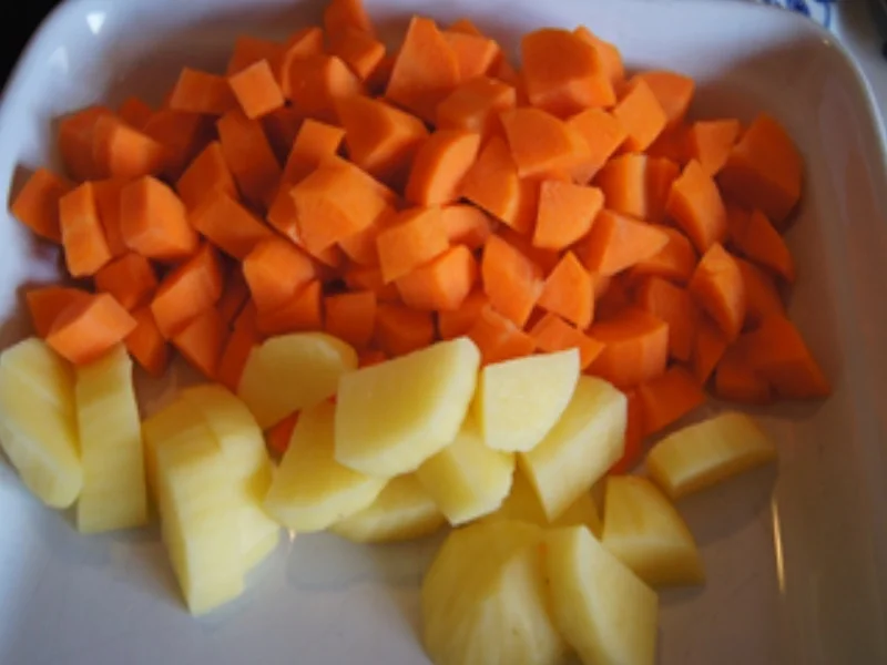 Kokos-Möhren-Suppe mit Einlage - Rezept - Bild Nr. 14598