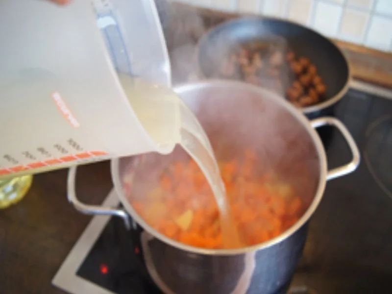 Kokos-Möhren-Suppe mit Einlage - Rezept - Bild Nr. 14602