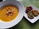 Kürbis-Käse-Suppe mit Pancetta-"Splitter" - Rezept - Bild Nr. 2