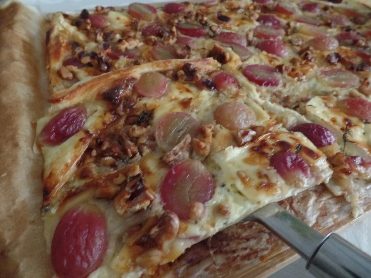 Weintrauben-Brie-Tarte - Rezept - Bild Nr. 14596