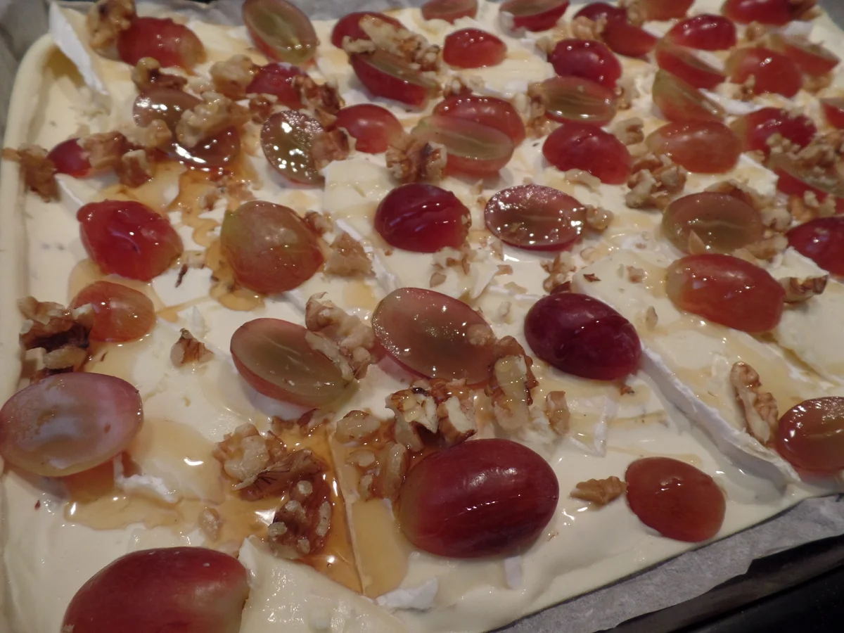 Weintrauben-Brie-Tarte - Rezept - Bild Nr. 14605