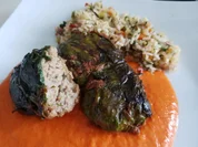 Mangold-Rouladen mit cremiger Paprikasoße und Gemüsereis - Rezept - Bild Nr. 14596