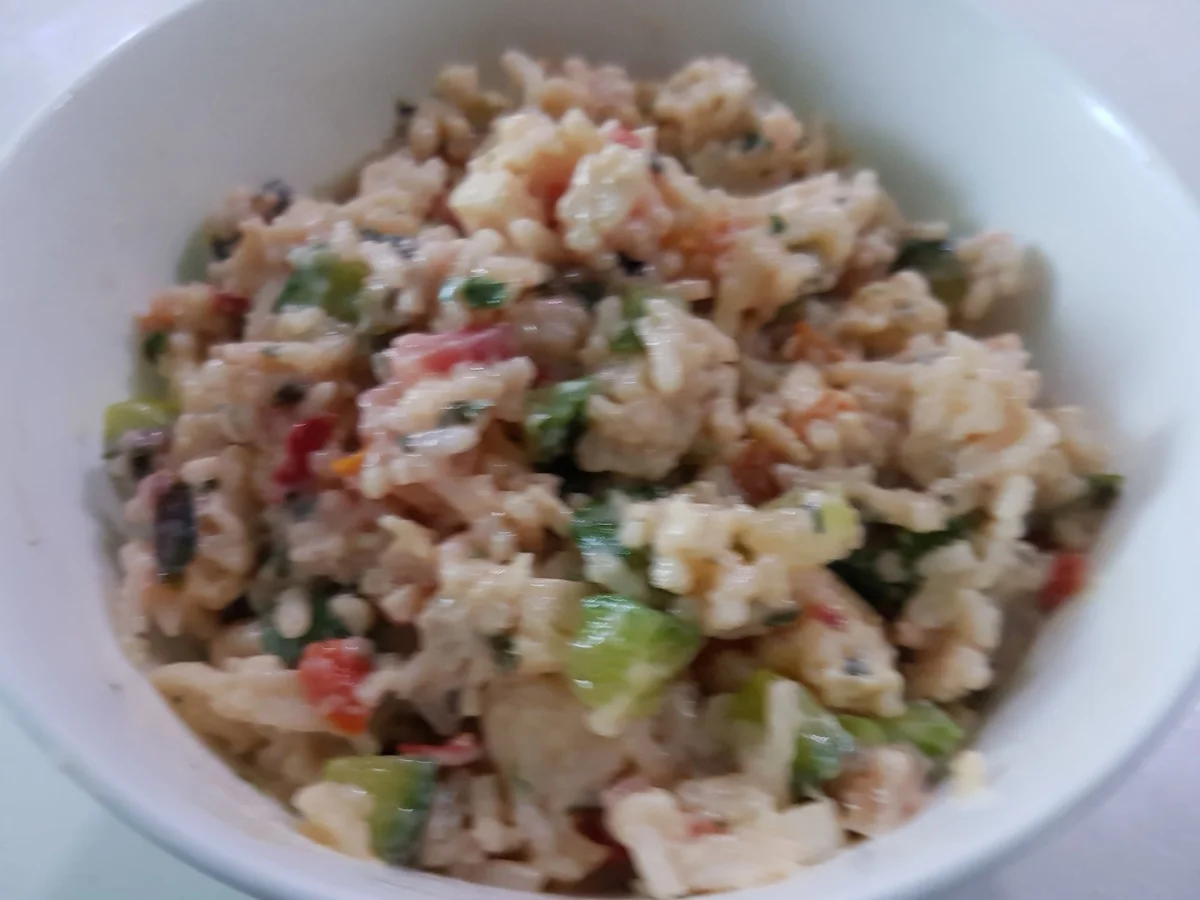 Mangold-Rouladen mit cremiger Paprikasoße und Gemüsereis - Rezept - Bild Nr. 14597