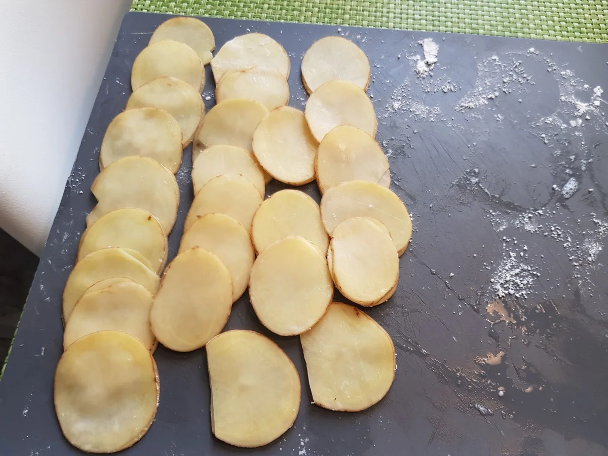 Rezept: Fischstäbchen mit "Ballon-Kartoffel-Chips Bild Nr. 14597 Fischstäbchen mit "Ballon-Kartoffel-Chips - Rezept - Bild Nr. 14597