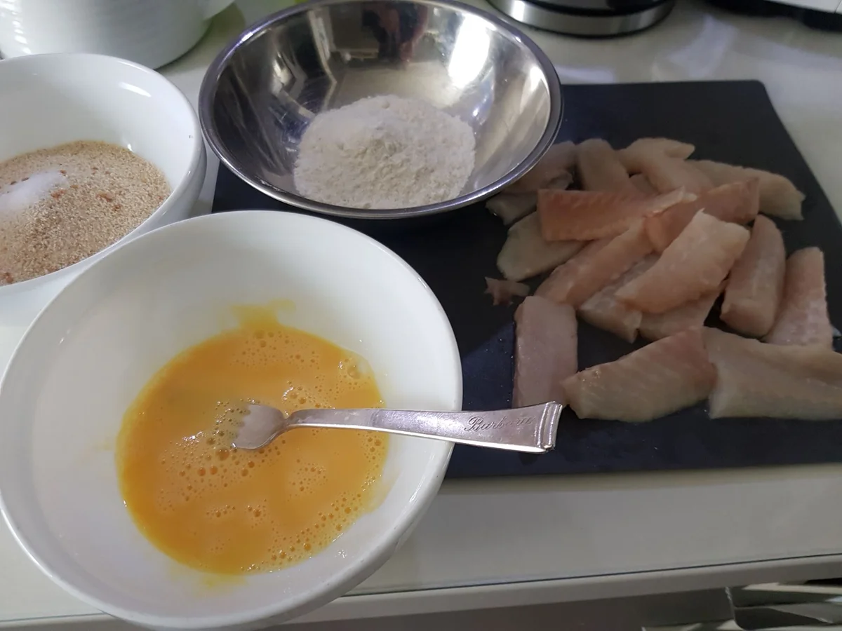 Rezept: Fischstäbchen mit "Ballon-Kartoffel-Chips Bild Nr. 14600 Fischstäbchen mit "Ballon-Kartoffel-Chips - Rezept - Bild Nr. 14600