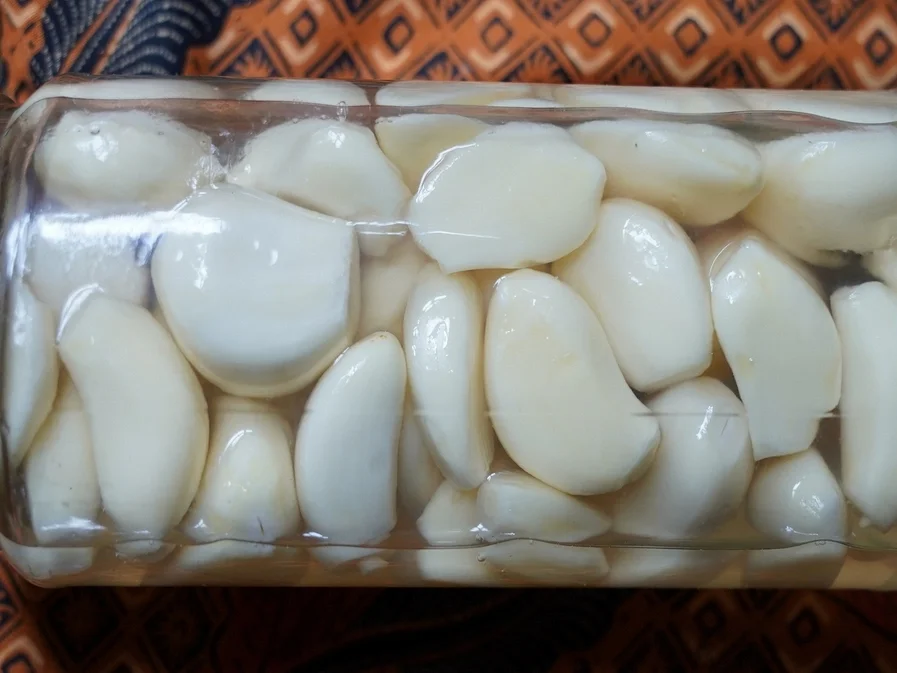 Eingelegte Knoblauchzehen -- Krathiam Dong - Rezept - Bild Nr. 14604