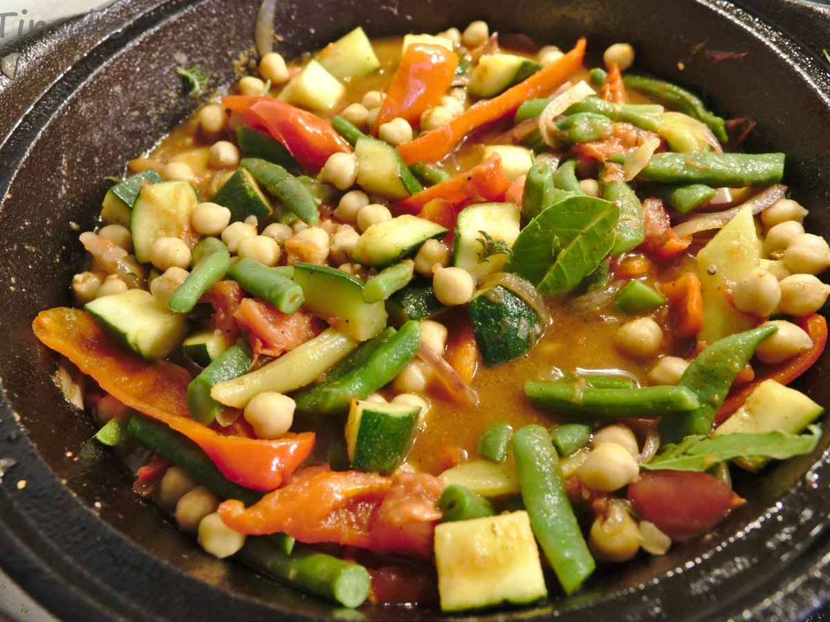 Hähnchen-Gemüse-Tajine aus der Tajine - Rezept - Bild Nr. 14605