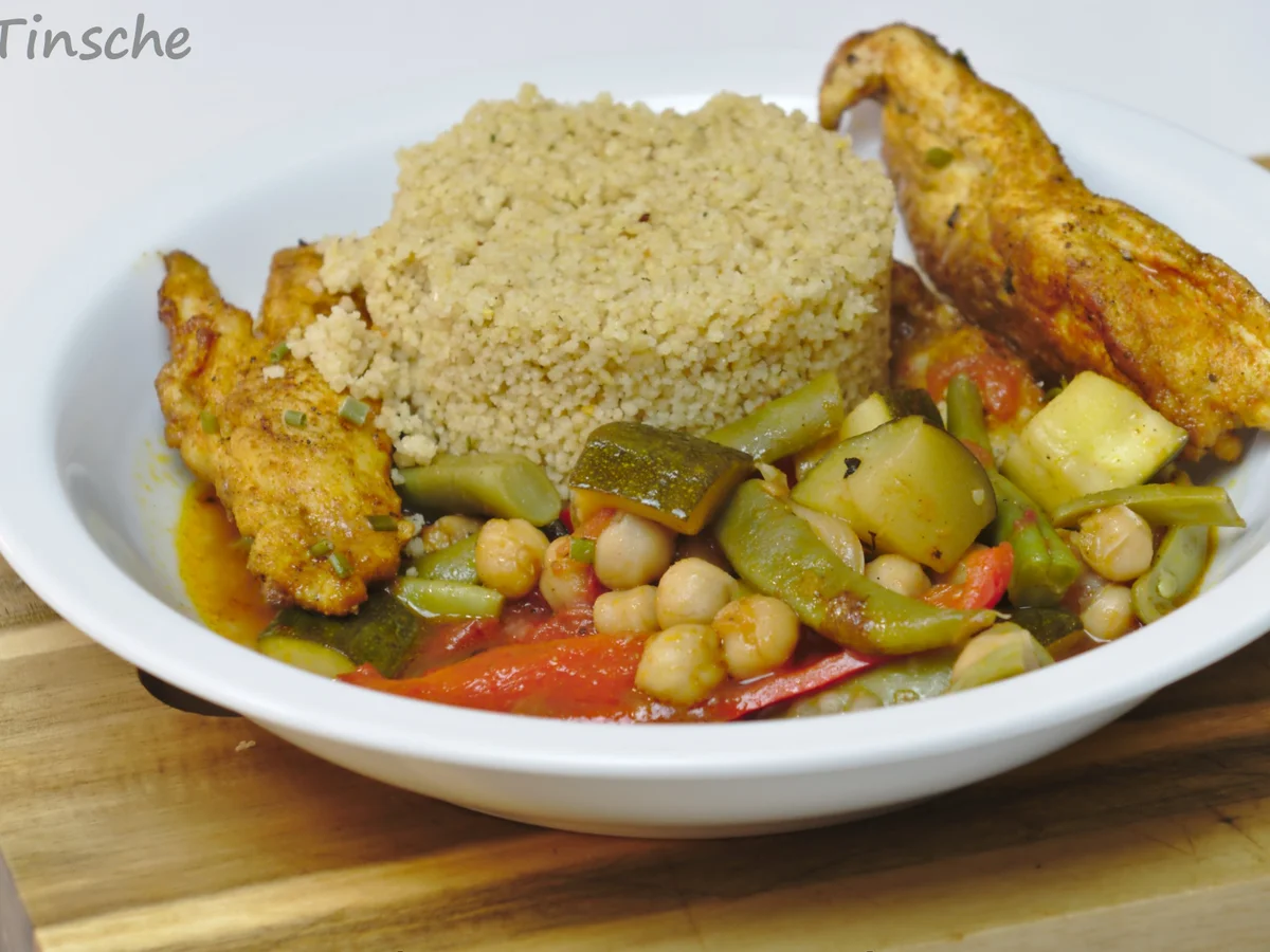 Hähnchen-Gemüse-Tajine aus der Tajine - Rezept - Bild Nr. 14619
