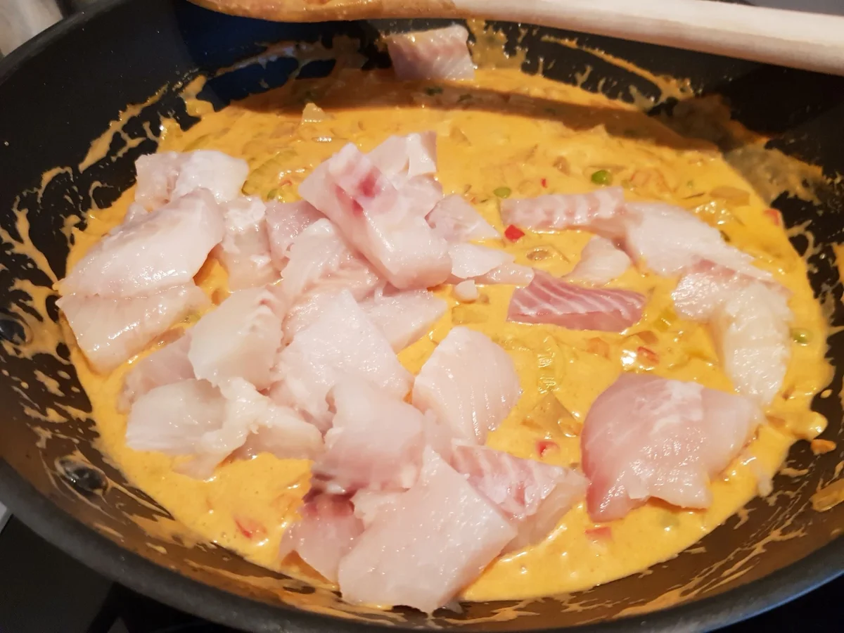 Rezept: Rotes Fisch-Curry, scharf Bild Nr. 14612 Rotes Fisch-Curry, scharf - Rezept - Bild Nr. 14612