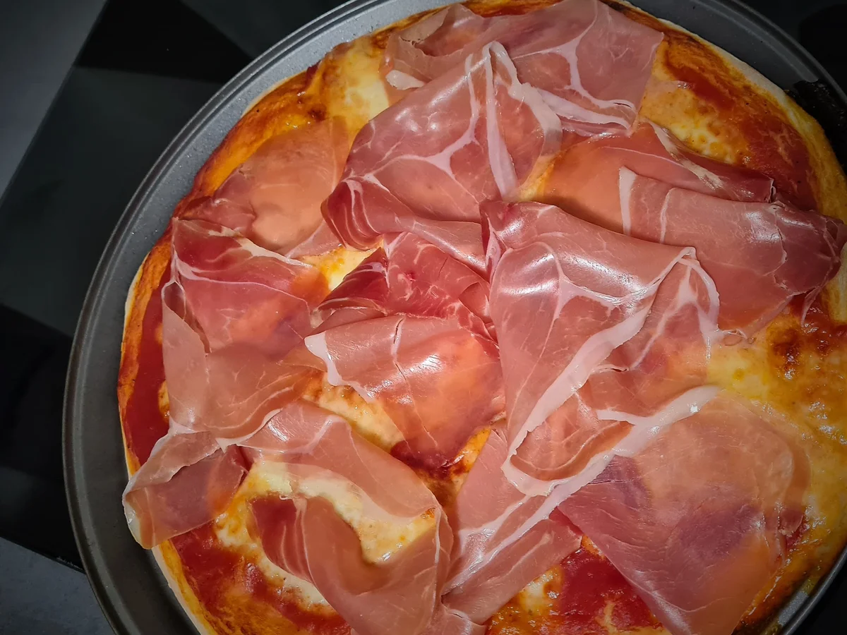 Pizza Rucola Schinken - Rezept - Bild Nr. 14650