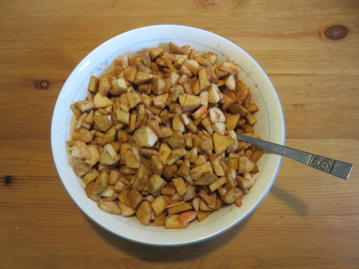 Rezept: Apfelstrudel mit Mandel-Vanille-Sauce Bild Nr. 14655 Apfelstrudel mit Mandel-Vanille-Sauce - Rezept - Bild Nr. 14655