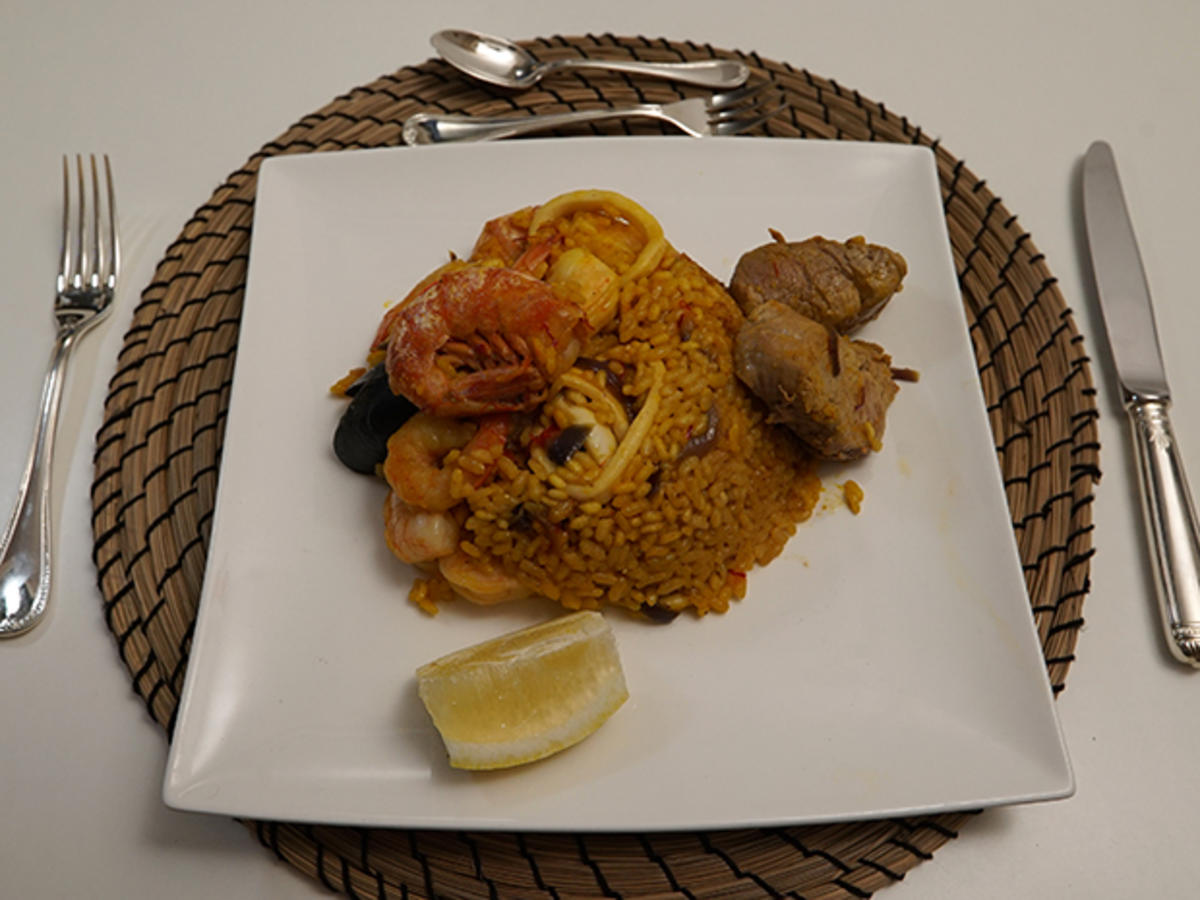 Paella con marisco - Rezept - Bild Nr. 2