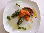 Wildschweinschnecke an Spinatnocken mit Parmesanspänen - Rezept