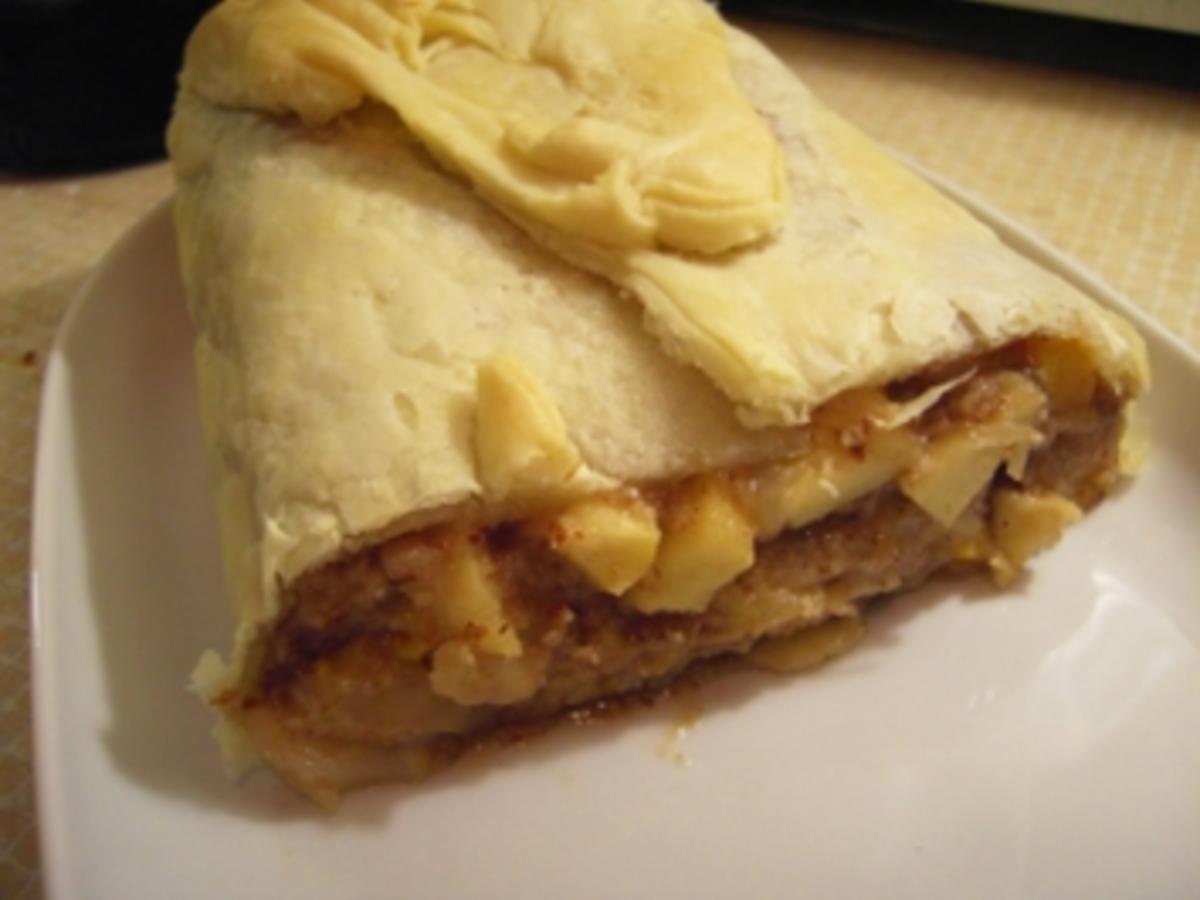 Mehlspeisen: Apfel Pfirsich Nuss Strudel - schnell & einfach - 134 kcal ... Mehlspeisen: Apfel Pfirsich Nuss Strudel - schnell & einfach - 134 kcal ...