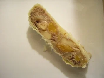 Mehlspeisen: Apfel-Pfirsich-Nuss Strudel - Rezept