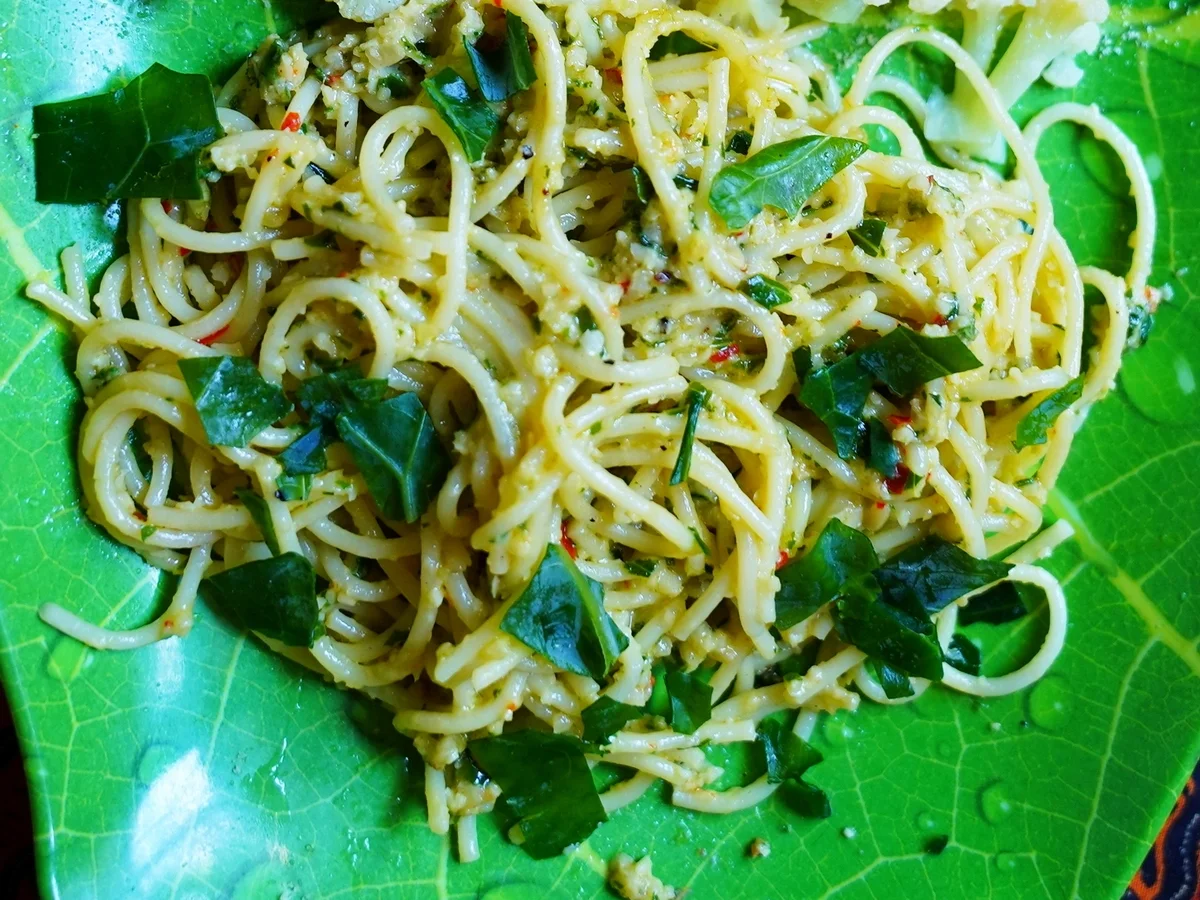 Rezept: Spagetti col Pesto Bild Nr. 2 Spagetti col Pesto - Rezept - Bild Nr. 2