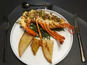 Hummer Thermidor mit Gruyère überbacken - Rezept - Bild Nr. 3