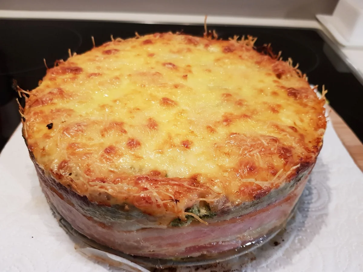 Rezept: Roesti-Torte mit Spinat und Salsiccia Bild Nr. 14683 Roesti-Torte mit Spinat und Salsiccia - Rezept - Bild Nr. 14683