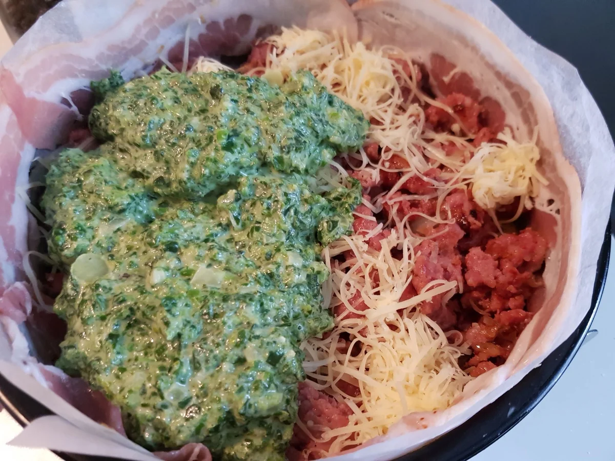 Rezept: Roesti-Torte mit Spinat und Salsiccia Bild Nr. 14685 Roesti-Torte mit Spinat und Salsiccia - Rezept - Bild Nr. 14685