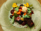Schokolade mit Beeren und Blumen - Rezept - Bild Nr. 14682