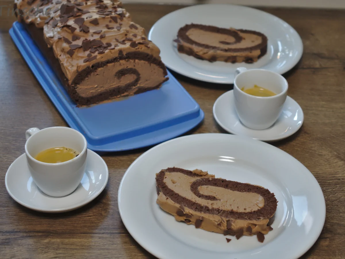 Rezept: Noisette-Schoko-Biskuitrolle Bild Nr. 14686 Noisette-Schoko-Biskuitrolle - Rezept - Bild Nr. 14686