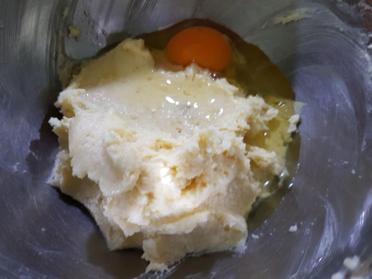 Marzipan Pflaumenkuchen - einfach - von barbara62