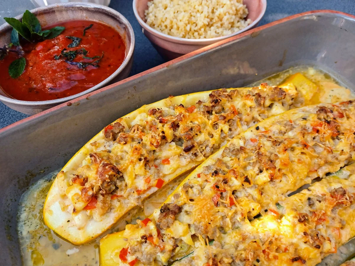 Zucchini mit Hackfleisch gefüllt - Rezept - Bild Nr. 14684