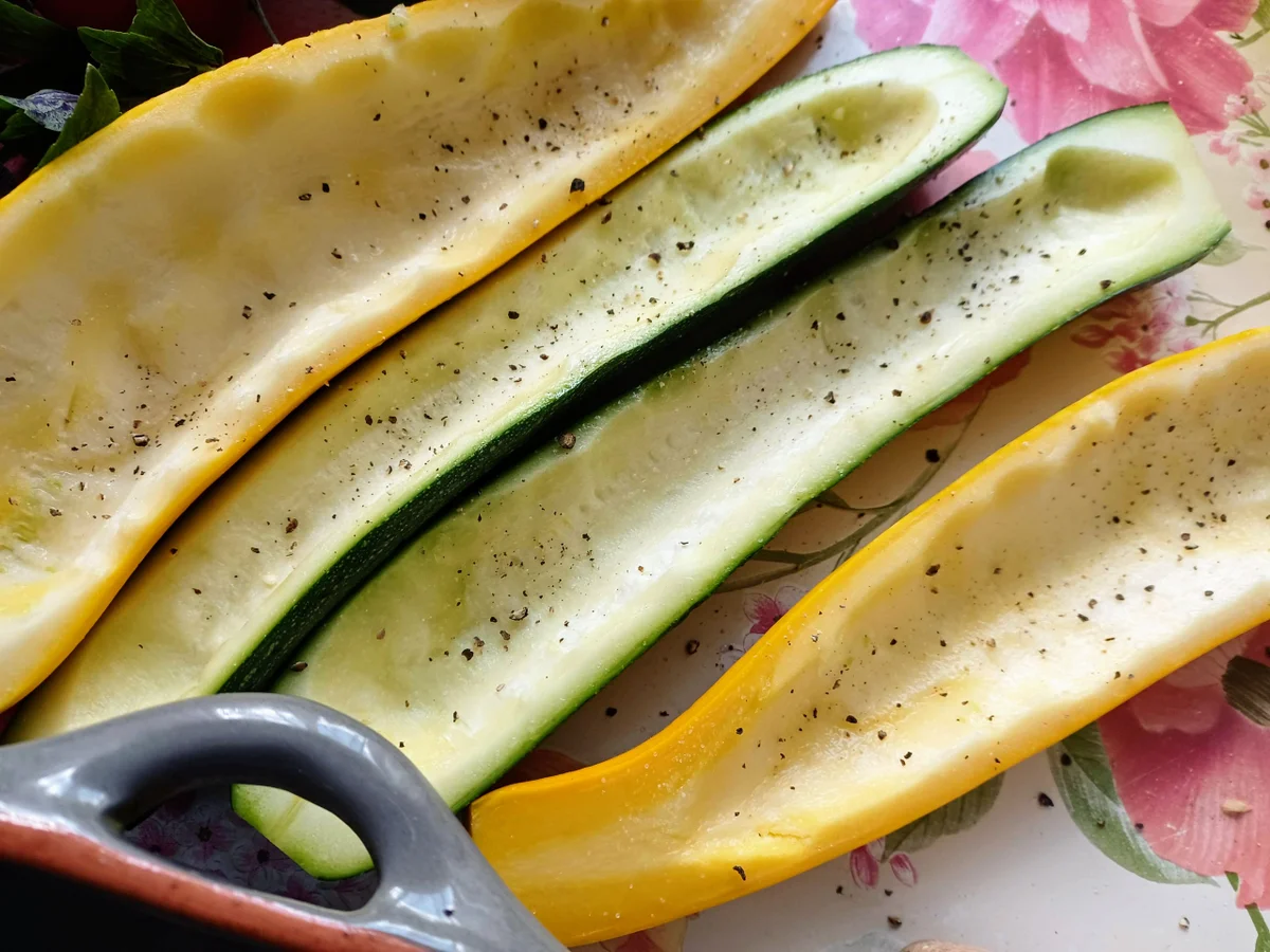 Zucchini mit Hackfleisch gefüllt - Rezept - Bild Nr. 14692