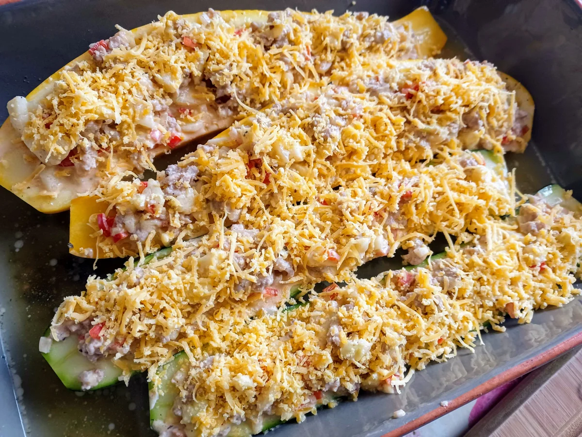 Zucchini mit Hackfleisch gefüllt - Rezept - Bild Nr. 14693