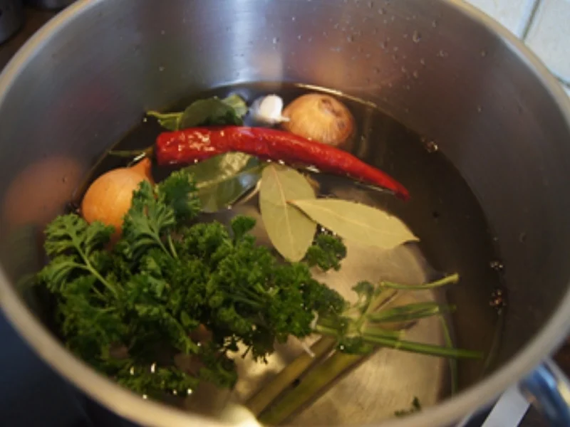 Rezept: Hühnersuppe mit asiatischer Note Bild Nr. 14687 Hühnersuppe mit asiatischer Note - Rezept - Bild Nr. 14687