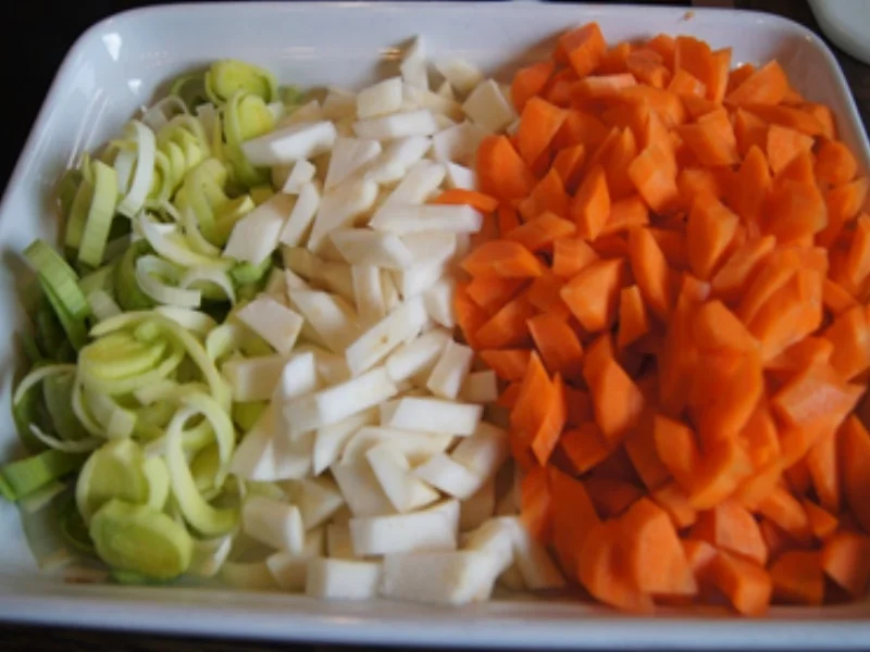 Rezept: Hühnersuppe mit asiatischer Note Bild Nr. 14690 Hühnersuppe mit asiatischer Note - Rezept - Bild Nr. 14690