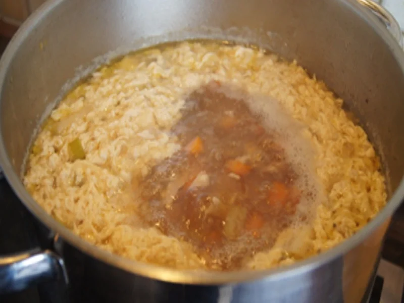 Rezept: Hühnersuppe mit asiatischer Note Bild Nr. 14693 Hühnersuppe mit asiatischer Note - Rezept - Bild Nr. 14693