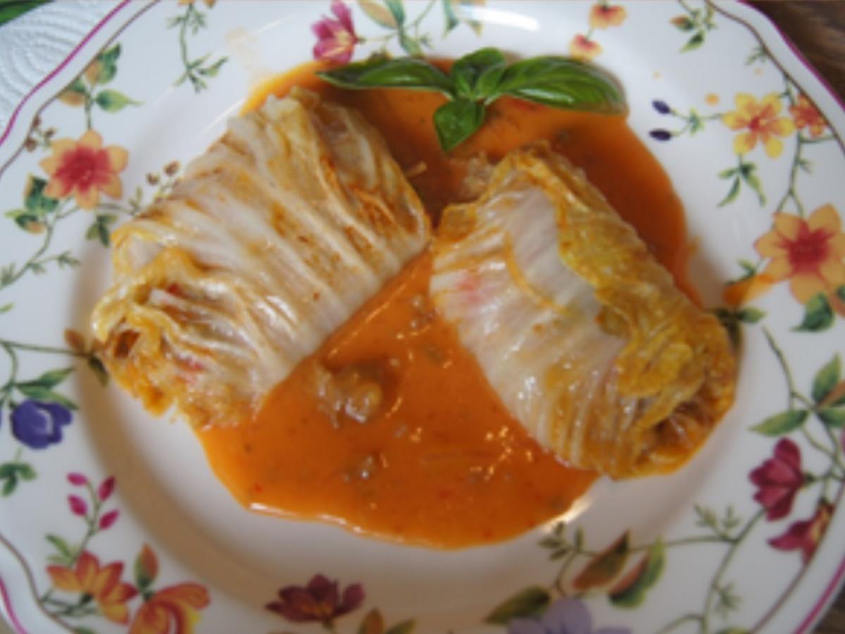 Chinakohl Rouladen mit pikanter Sauce - Rezept - Bild Nr. 14684