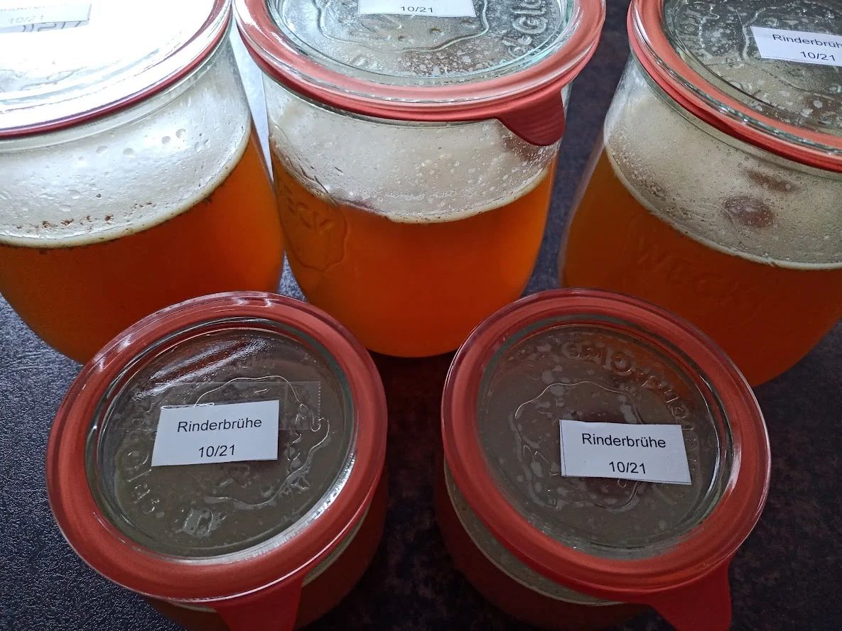 Fette Rinderbrühe - Rezept - Bild Nr. 14690