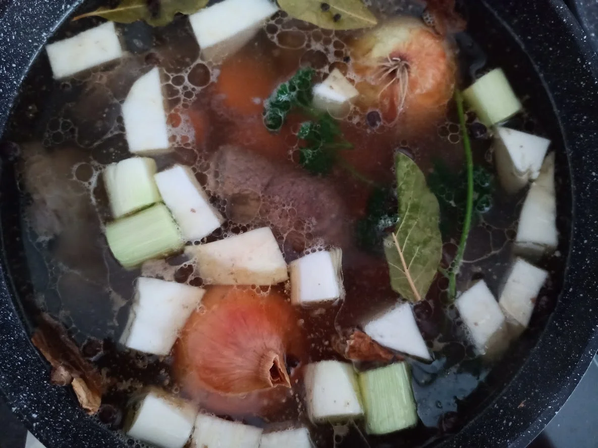 Fette Rinderbrühe - Rezept - Bild Nr. 14695