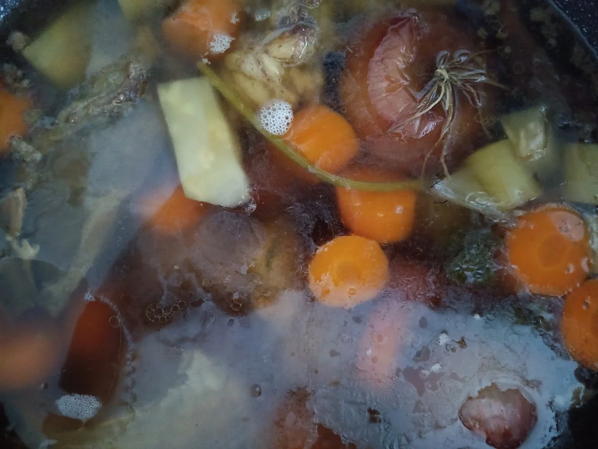 Fette Rinderbrühe - Rezept - Bild Nr. 14696