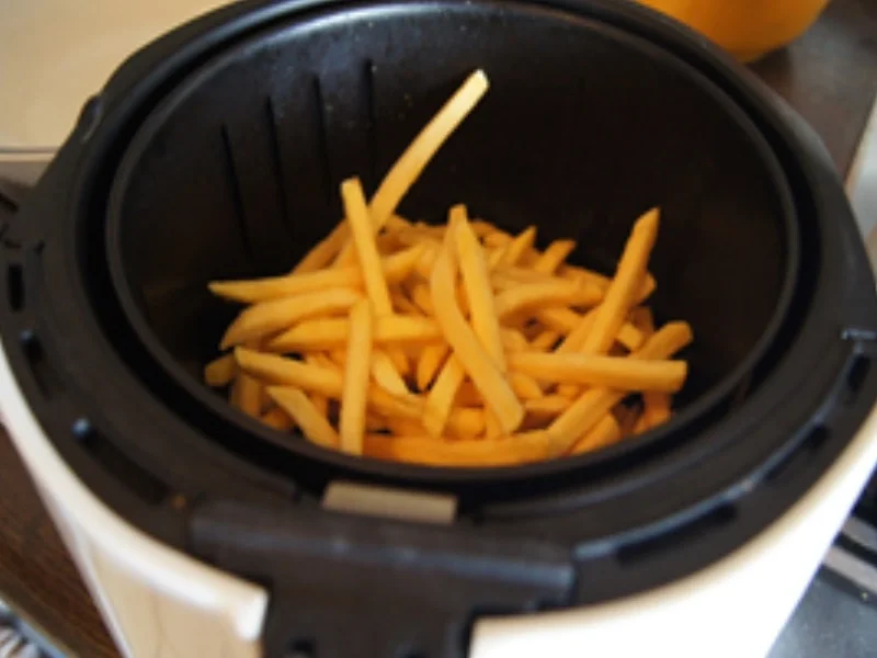 Cevapcici mit Tzatziki und Pommes Frites - Rezept - Bild Nr. 10