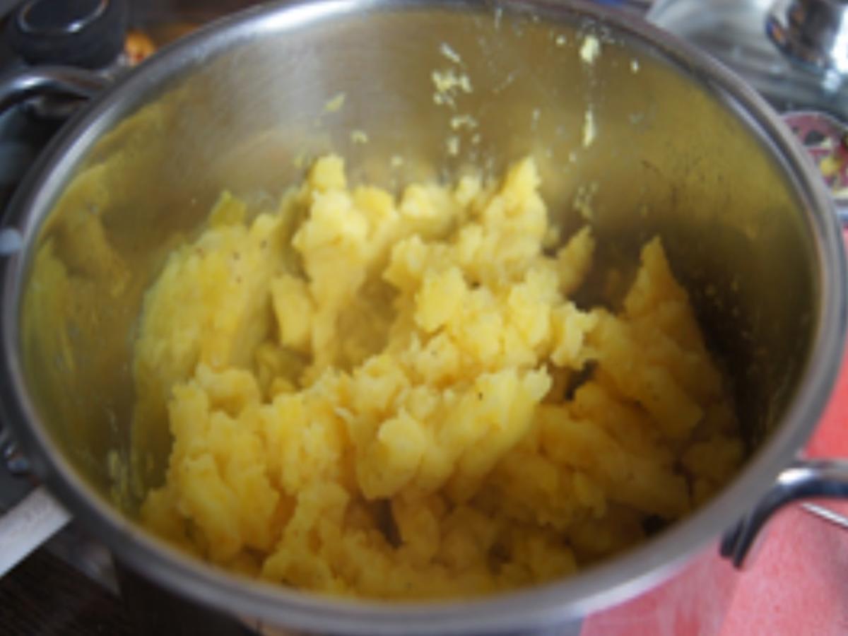 Schlemmerfilet mit Rahmspinat und Kartoffelstampf - Rezept - Bild Nr. 14699