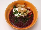 Rezept: Herzhafte Rote Bete-Kaltschale mit Gartenkräutern Bild Nr. 2 Herzhafte Rote Bete-Kaltschale mit Gartenkräutern - Rezept - Bild Nr. 2