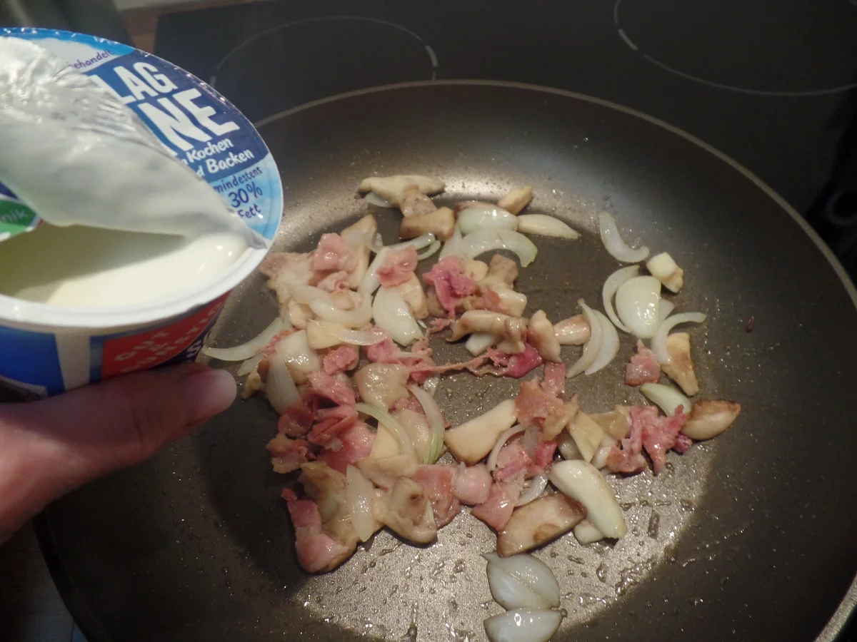 Rezept: Pilz-Nudeln Bild Nr. 14694 Pilz-Nudeln - Rezept - Bild Nr. 14694